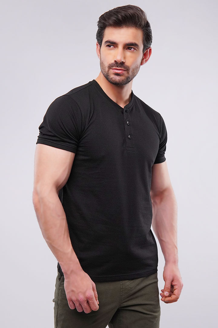 Ebony Henley T-shirt - Mendeez UAE 